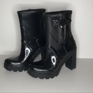 Hunter Booties- Black size 8